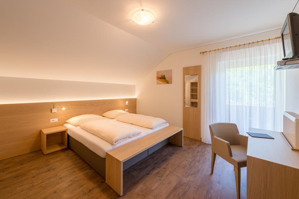 Pension Etschblick B&B Frangarto Ngoại thất bức ảnh